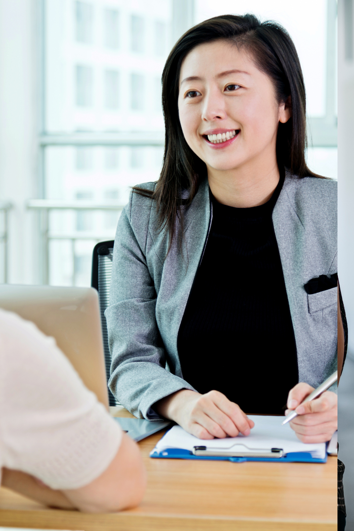 面談をするカウンセラー