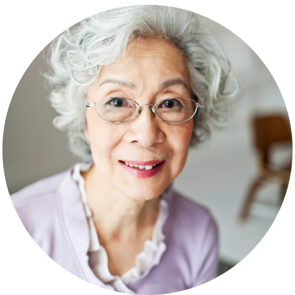 子どもの反対を気にするシニア女性（小田原の結婚相談所ブレスユー）