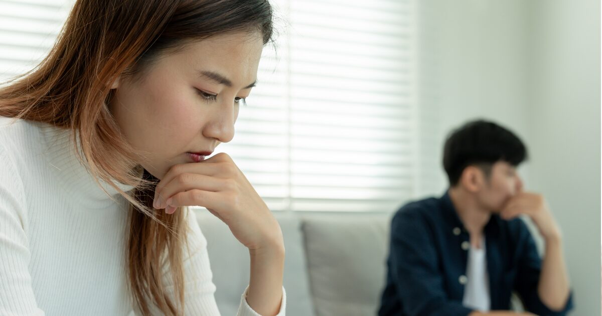 気まずい男女